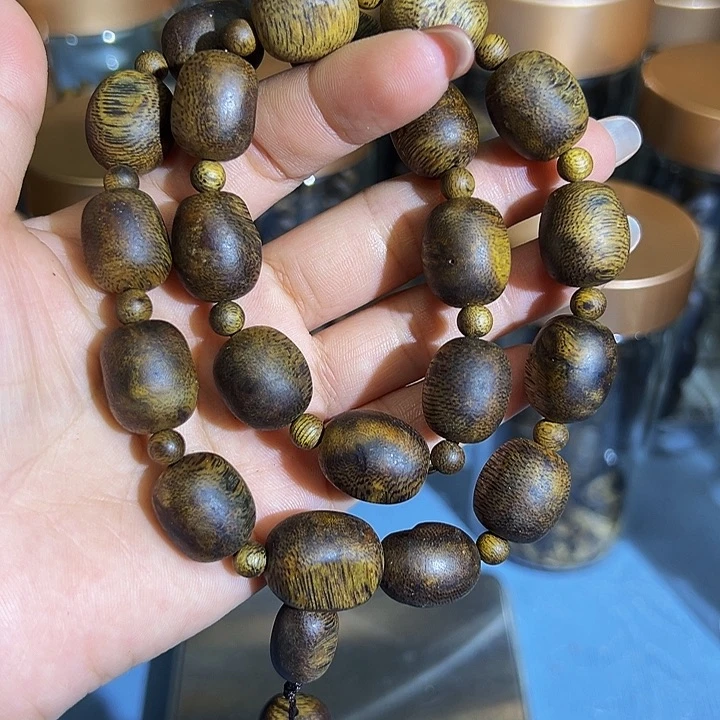 沉香沉香碎屑九九沉留疤双圈绿棋1.334