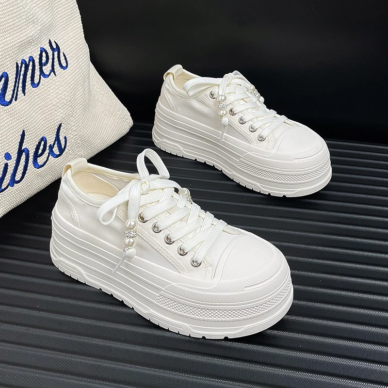 厚底增高小白鞋女2025新款夏季薄款透气网面甜美串珠百搭休闲板鞋