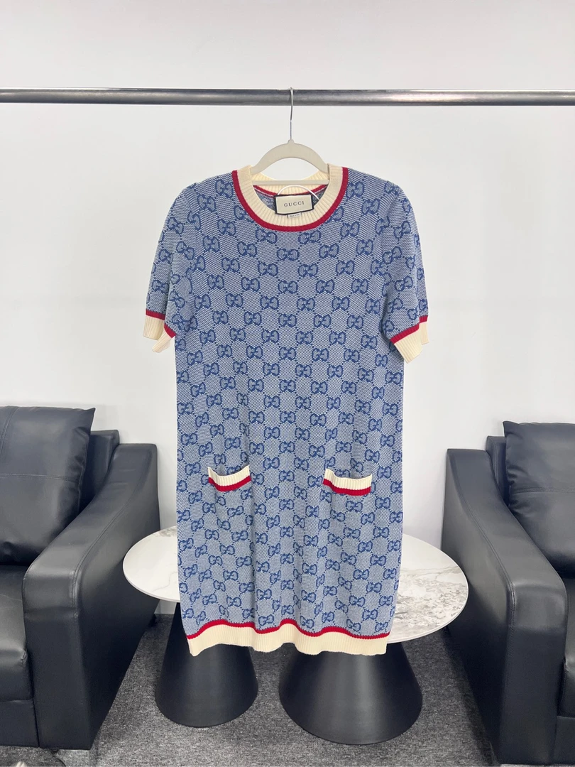 99新 GUCCI/古驰 CZF0974/满印双G连衣裙/尺码S