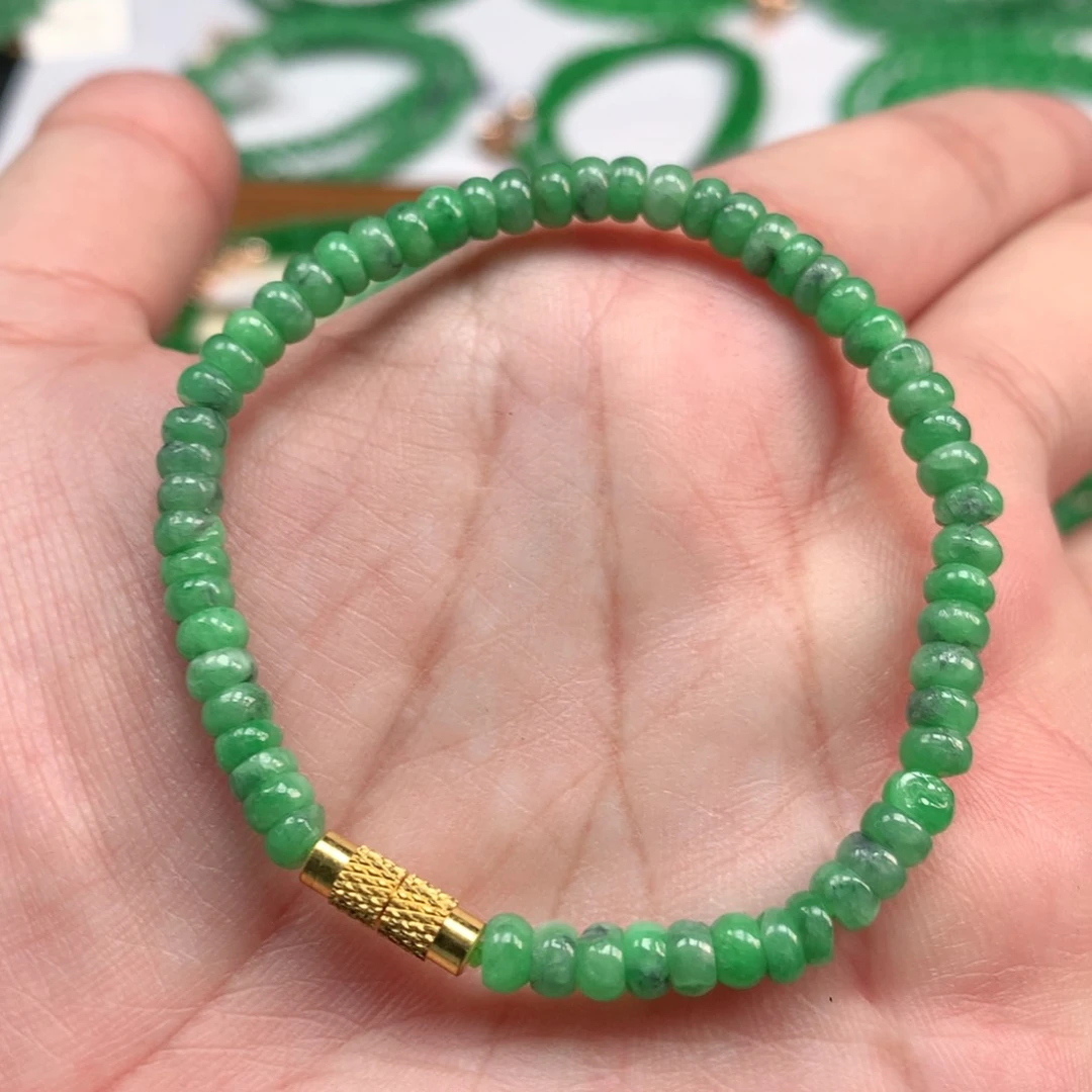 翡翠手链未镶嵌翡翠
