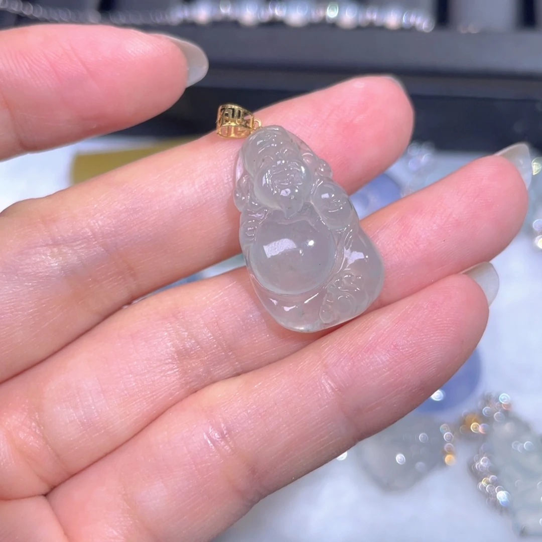 颈饰18K金镶嵌翡翠翡翠