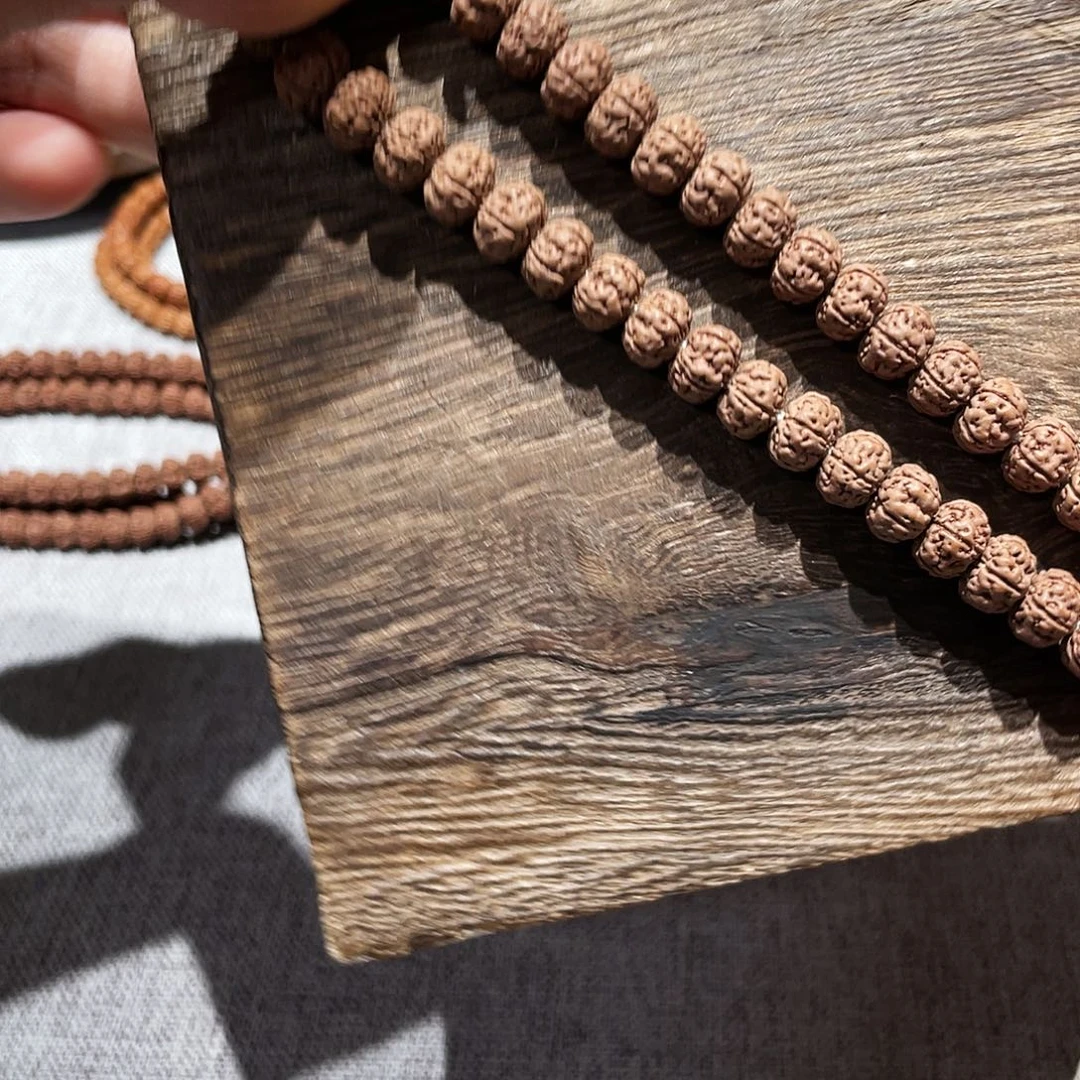 初***丶金刚菩提吊坠老树王手持9mm