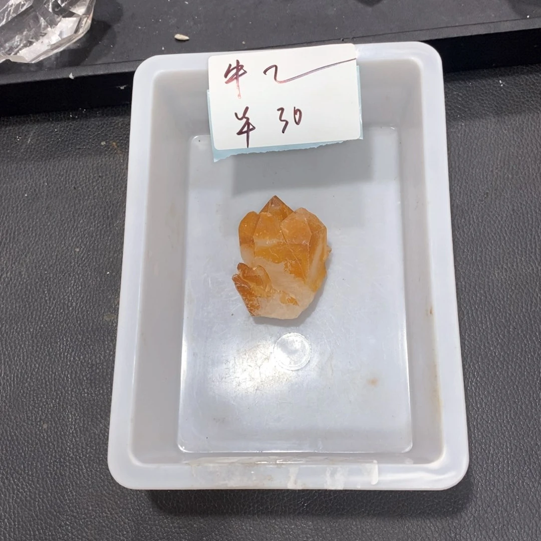 水晶水晶、水晶、水晶未镶嵌牛*