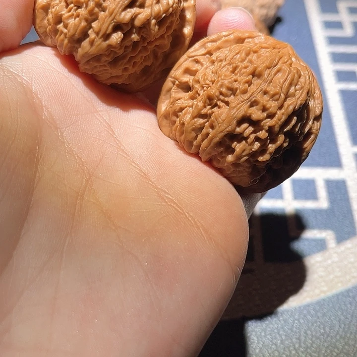 把件文玩核桃o**～南疆