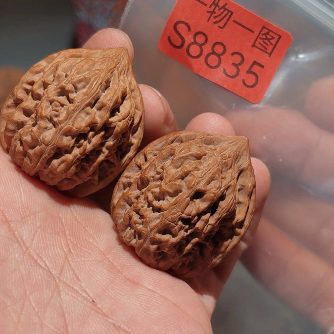 抖***0文玩核桃把件鸡心