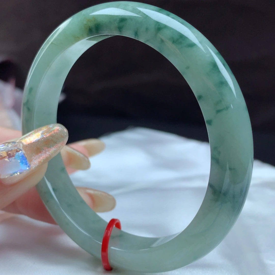 翡翠手镯未镶嵌0062，