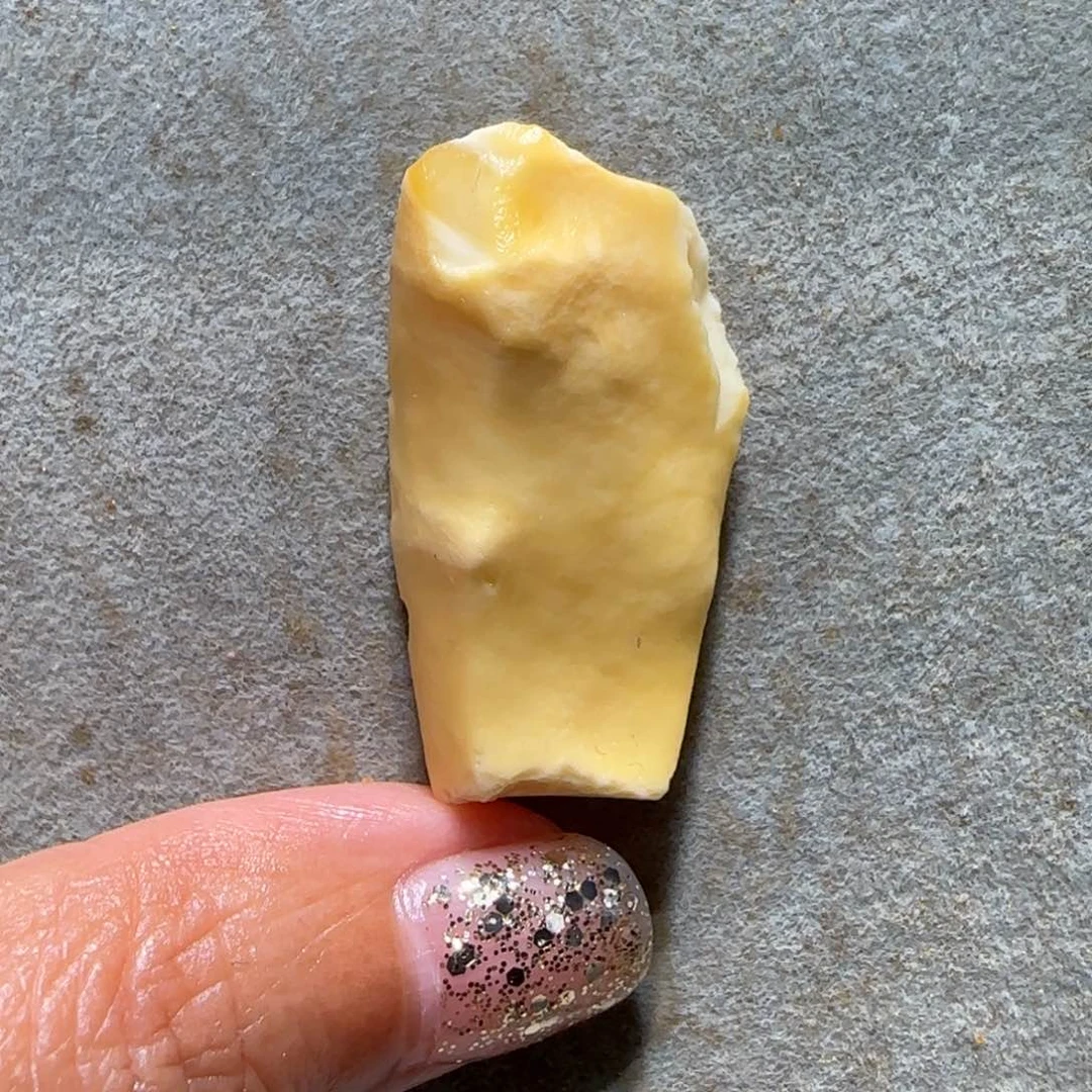 定制琥珀未镶嵌u**p专拍