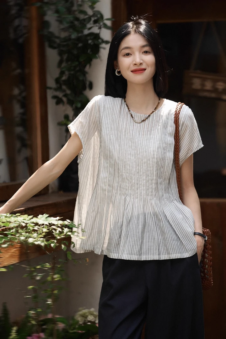 条纹小飞袖纯棉衬衫女高级感独特夏季新款时尚洋气减龄显瘦小衫女