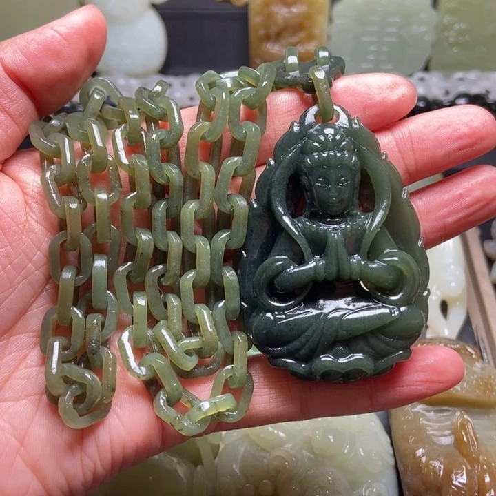 颈饰未镶嵌和田玉