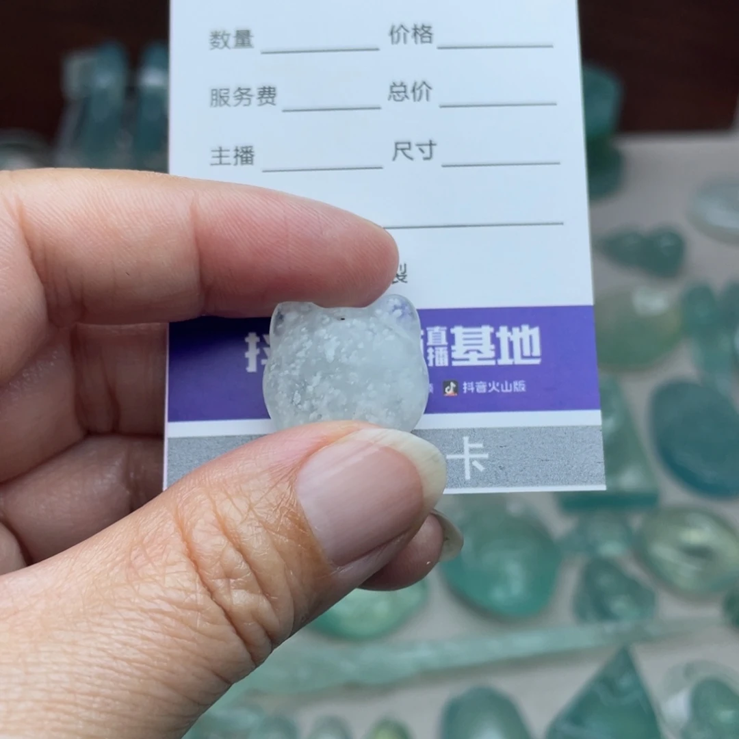 蛇纹石玉未镶嵌颈饰不退换