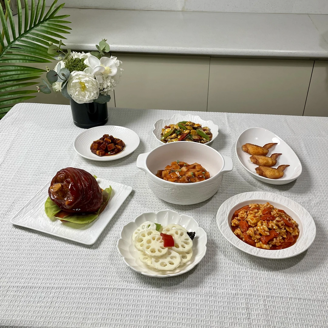 家用纯色陶瓷碗盘组合高颜值纯白简约个性实用汤碗餐盘组合