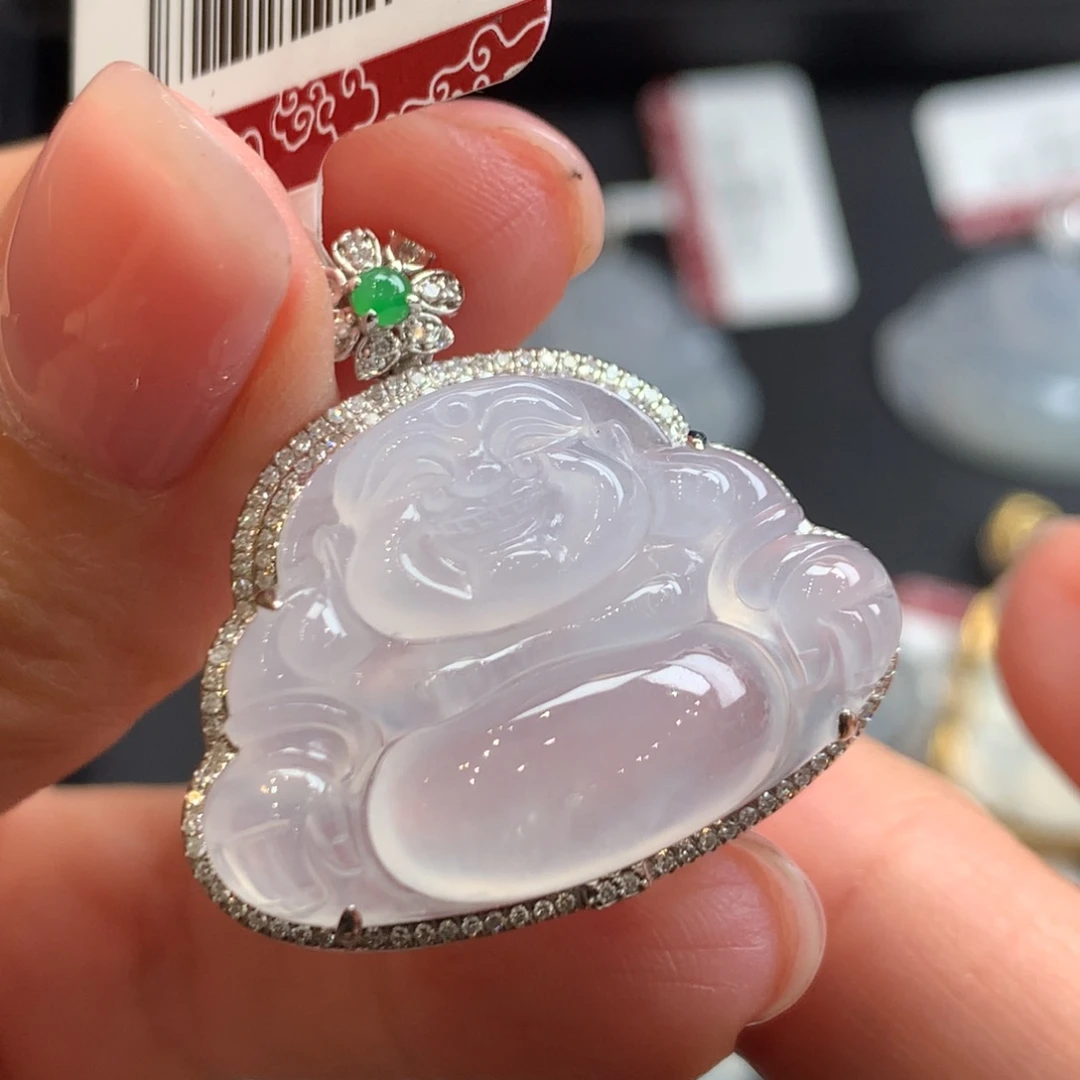 翡翠18K金镶嵌颈饰翡翠