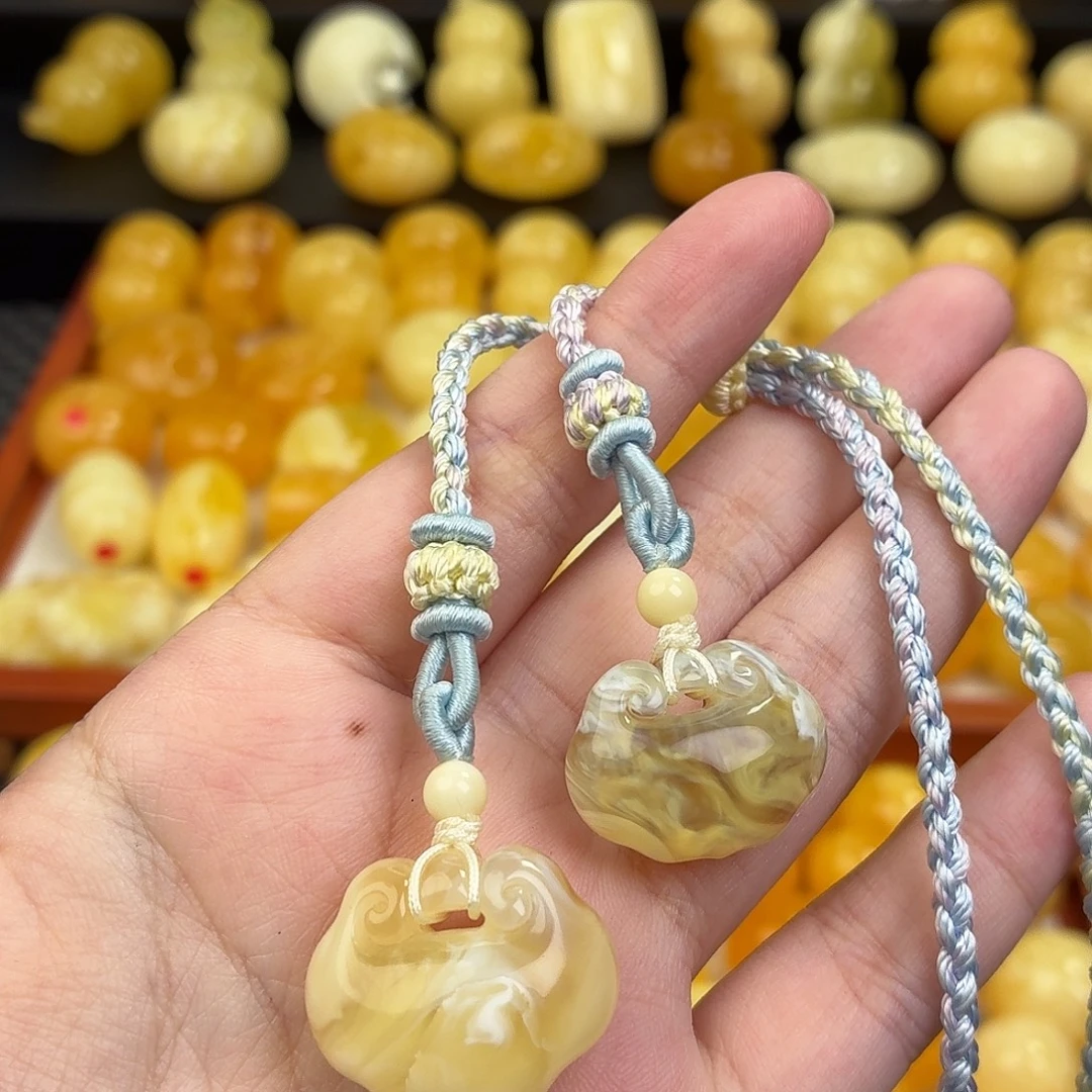 蜜蜡未镶嵌毛衣链蜜蜡