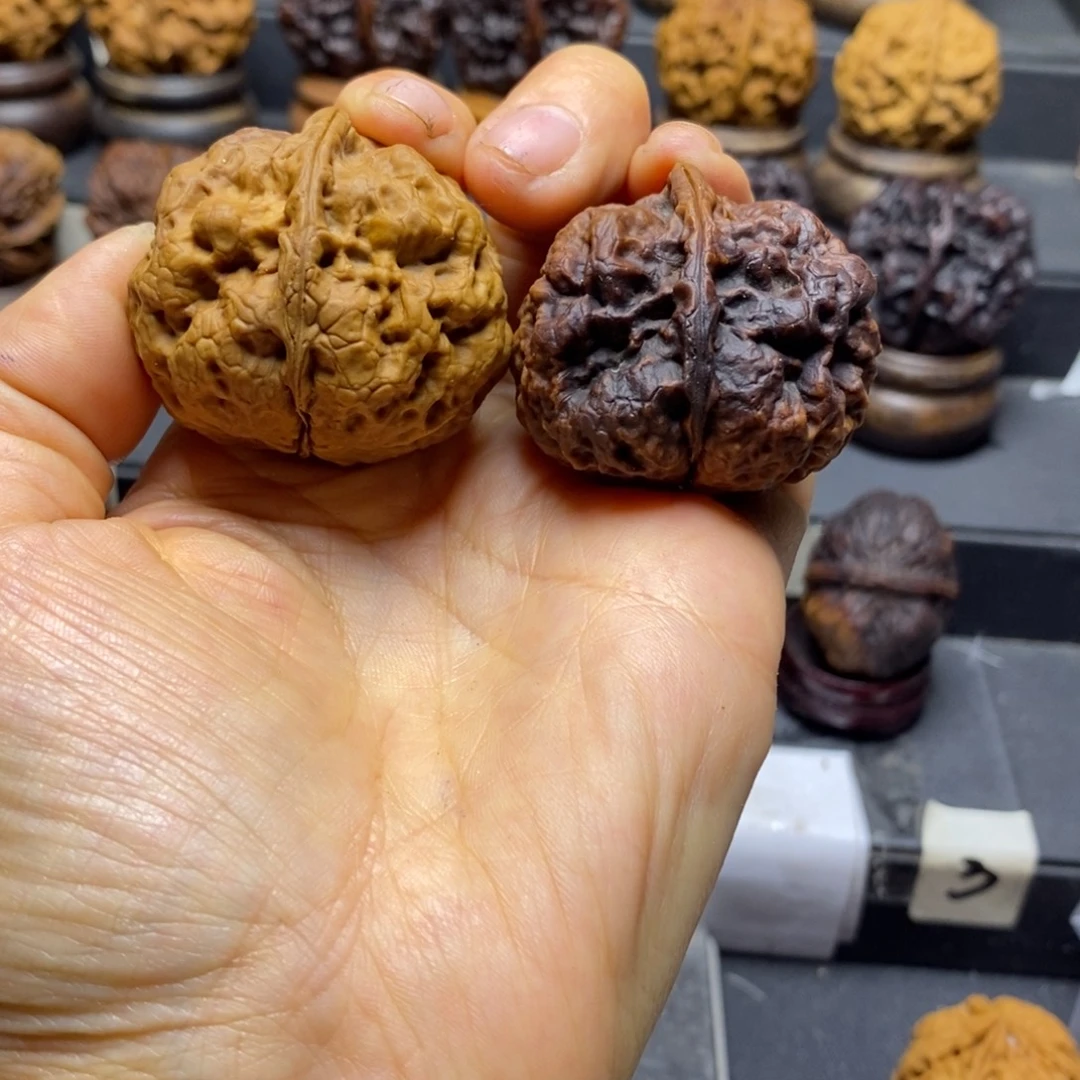 文玩核桃吊坠毒王4I