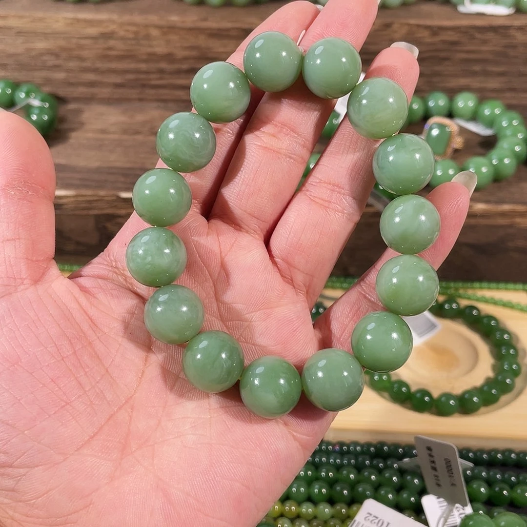 和田玉未镶嵌手串