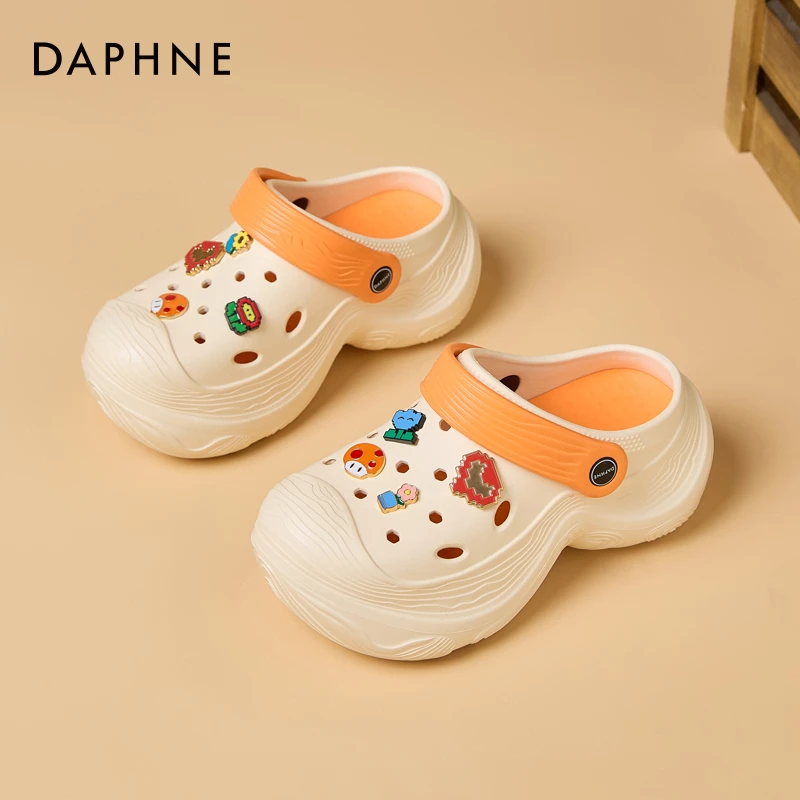 达芙妮厚底防滑洞洞鞋女夏季新款沙滩外穿拼色踩屎感时尚凉拖鞋女