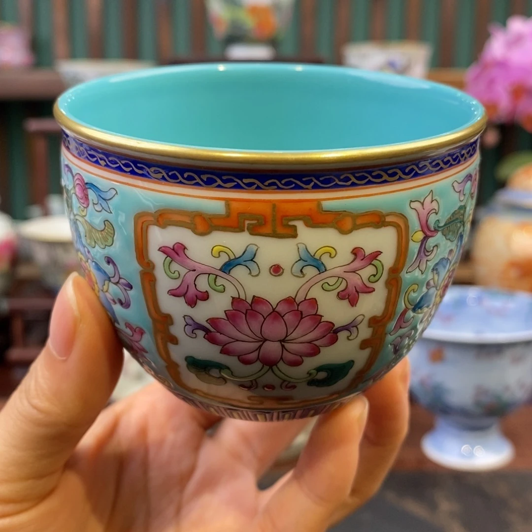 微微瑕松石绿珐琅彩杯