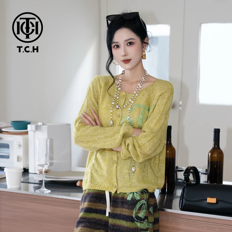 TCH【洋气高贵】秋季含羊毛烫钻时尚女黄色针织开衫T75C43E5060X