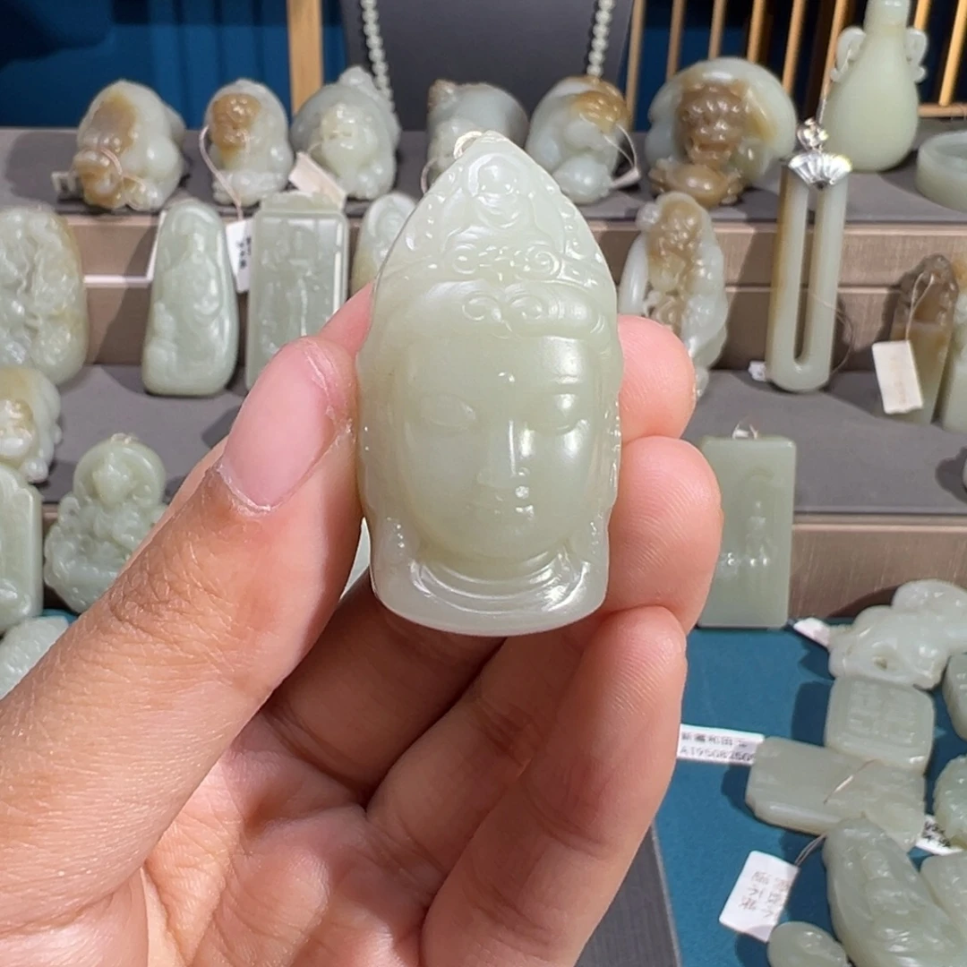 和田玉（糖玉）未镶嵌颈饰
