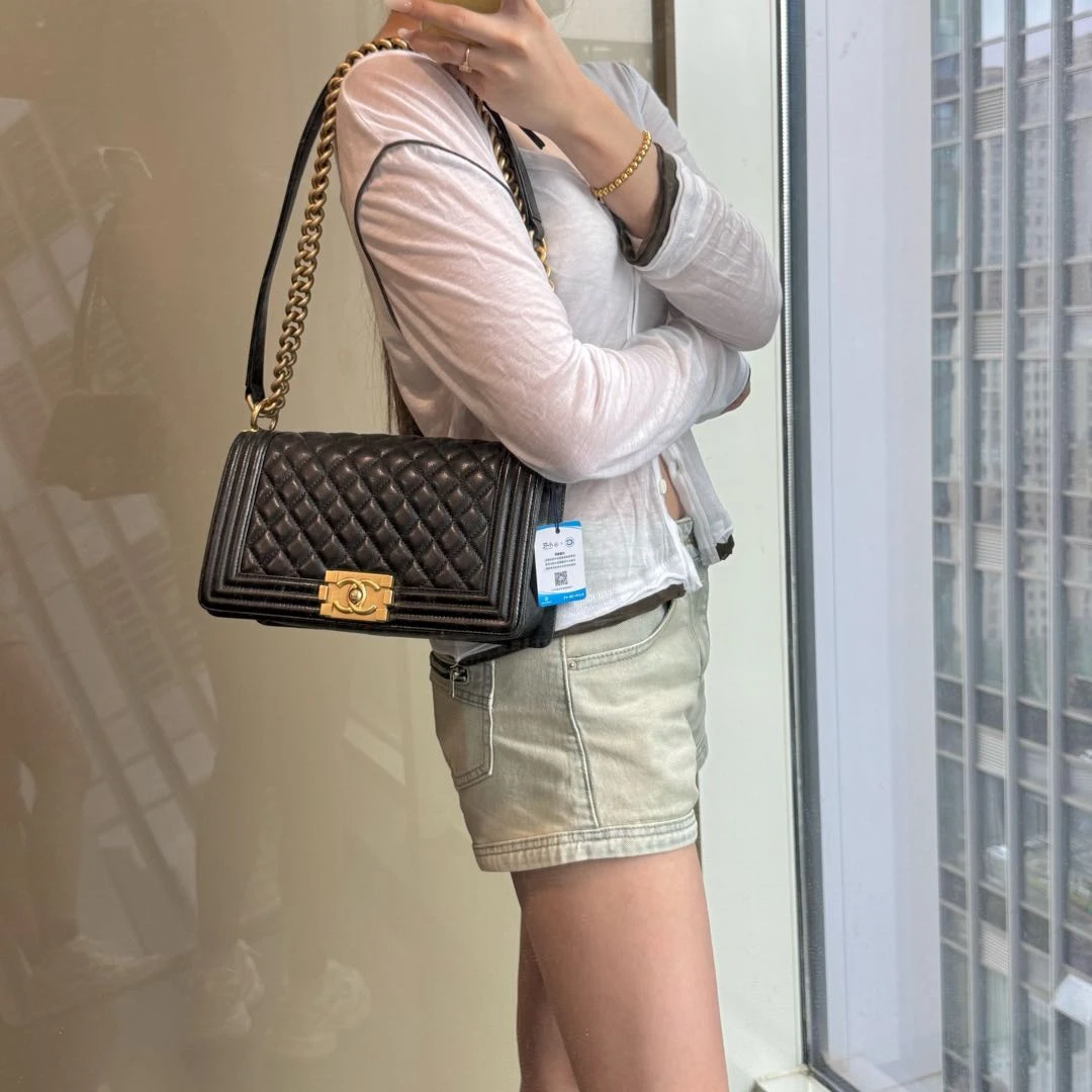 95新 Chanel/香奈儿 中号黑金boy斜挎包/3693