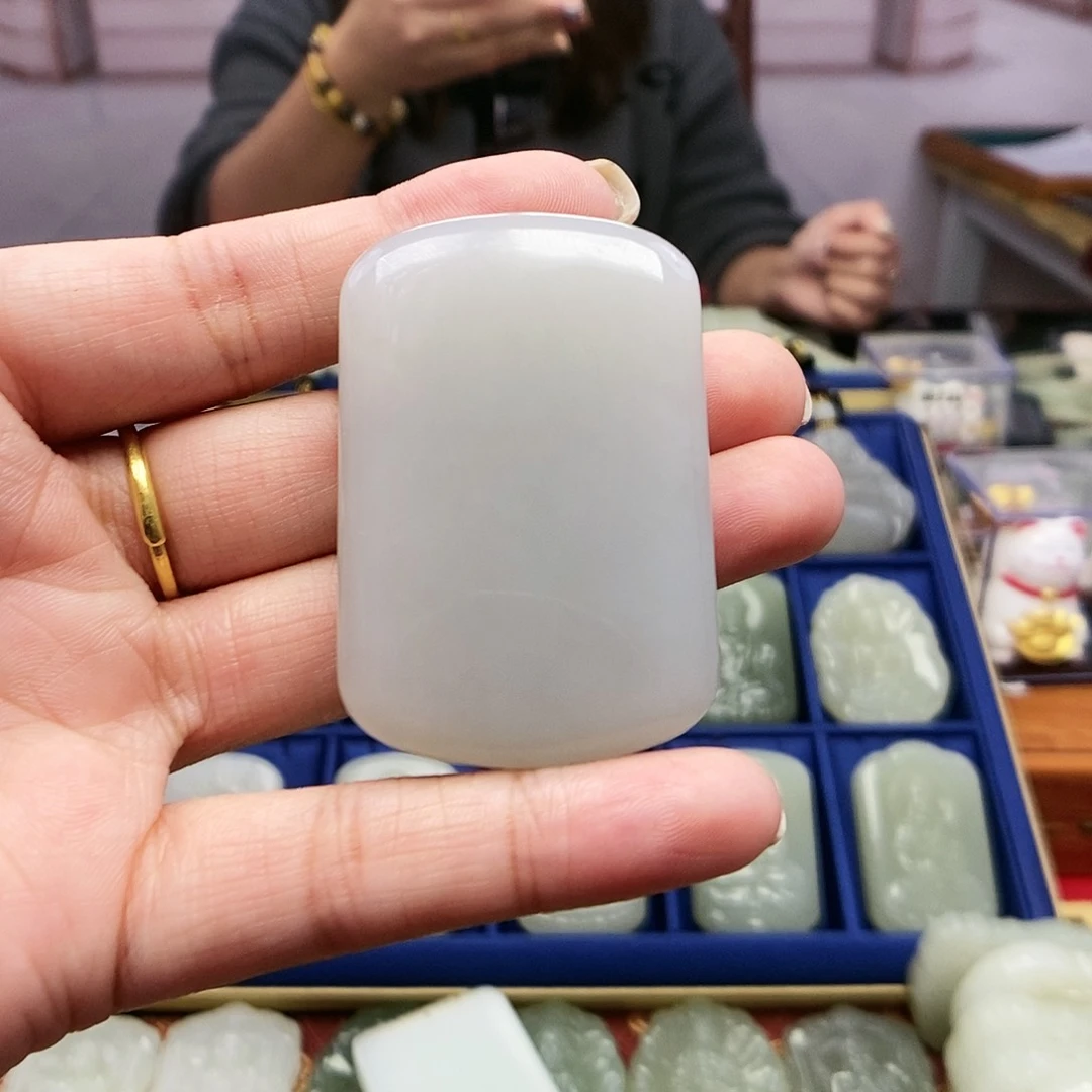 【闪购商品】和田玉颈饰未镶嵌要***学