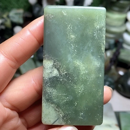未镶嵌和田玉（糖玉）珠宝半成品