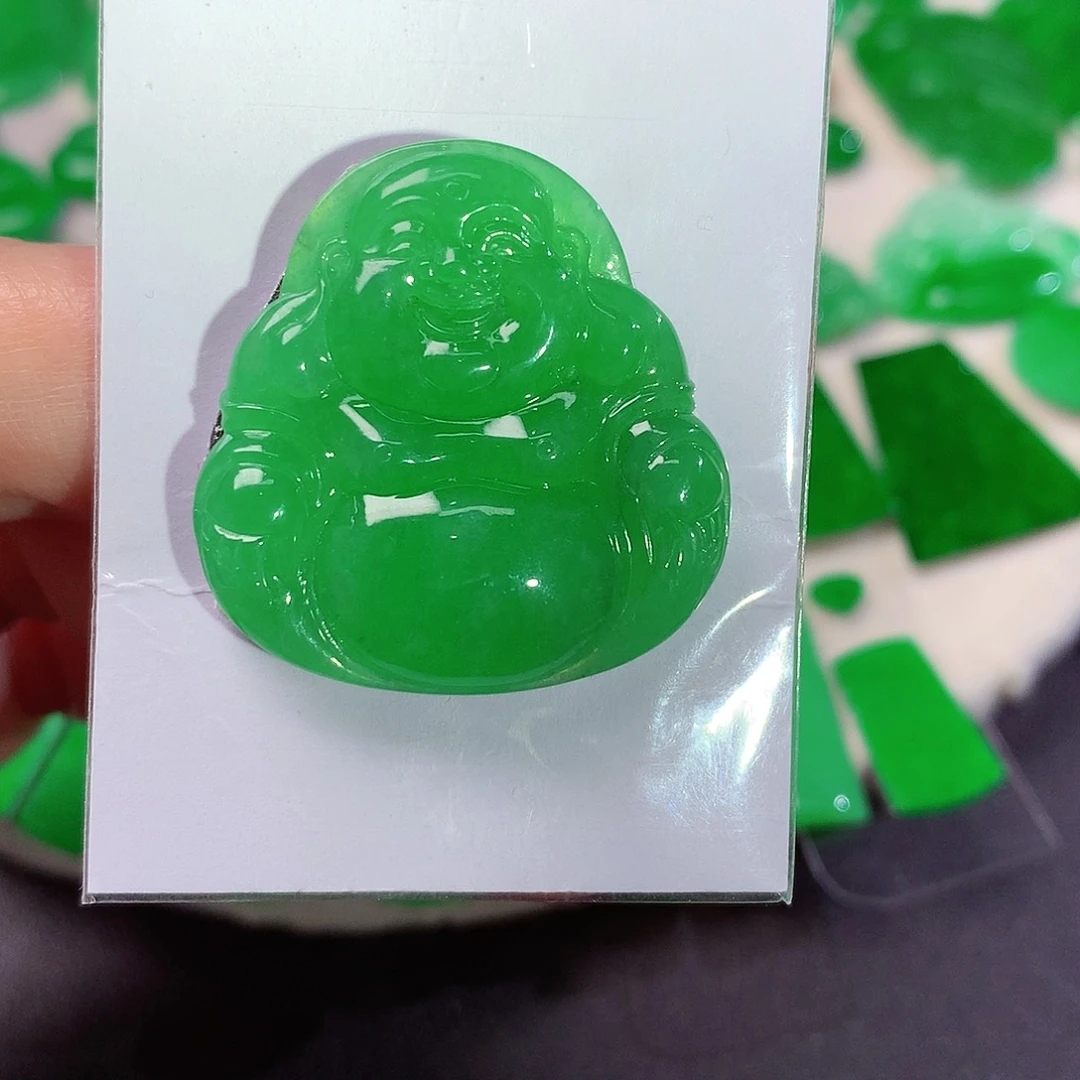 翡翠颈饰未镶嵌天然翡翠