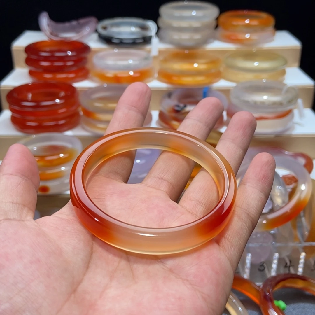 手镯玛瑙/玉髓未镶嵌