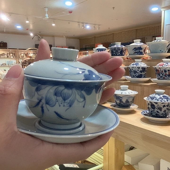 青花瓷器盖碗大容量