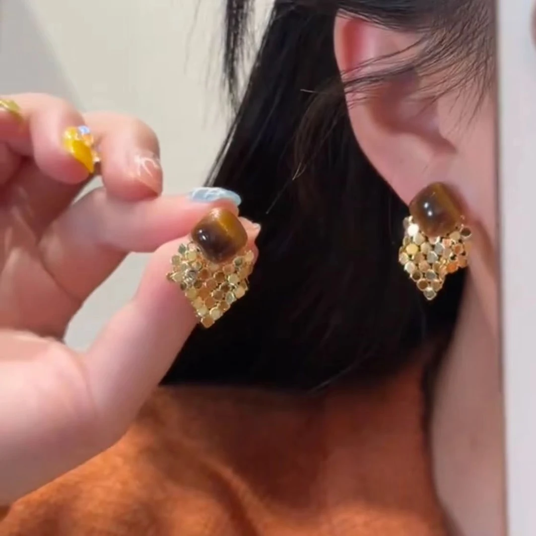 秋冬复古轻奢美拉德菱形亮片流苏耳环小众设计感百搭耳钉气质耳饰