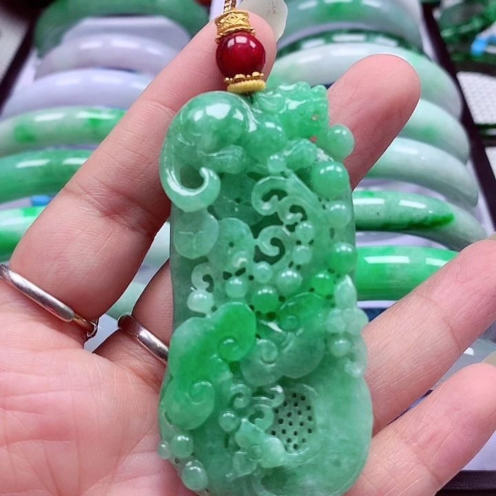 颈饰银S925镶嵌翡翠翡翠