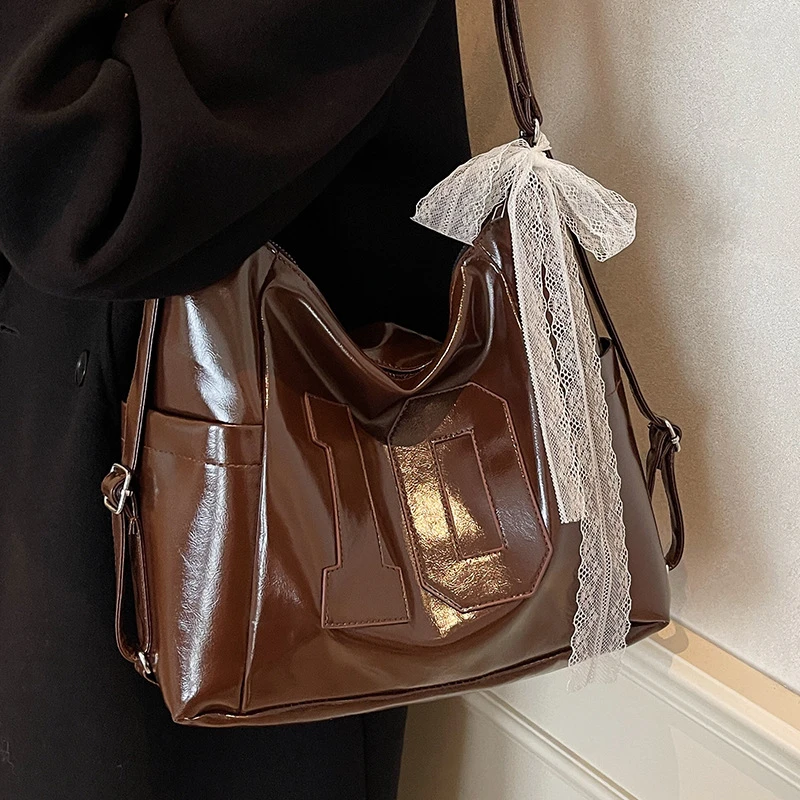 高级感大容量包包女包秋冬新款小众时尚通勤单肩包休闲双肩包