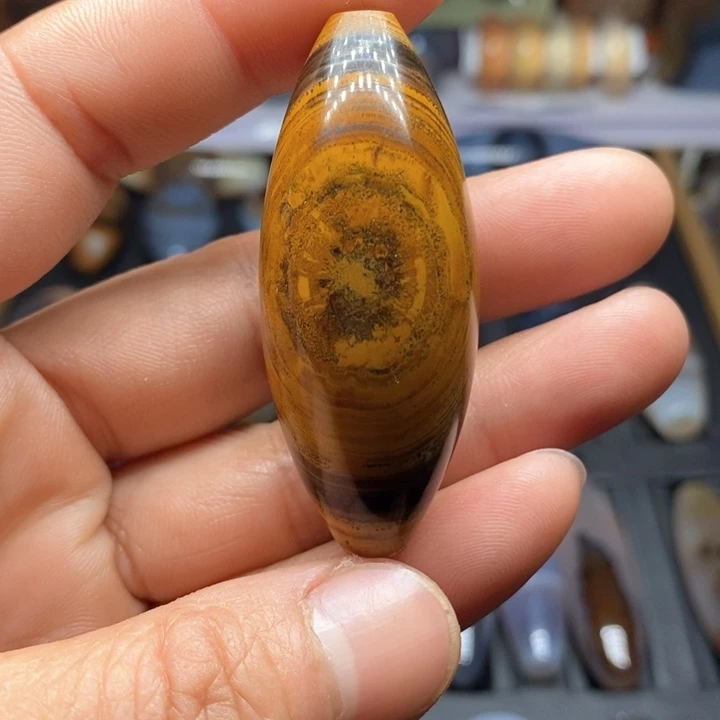 玛瑙/玉髓珠宝奇石未镶嵌卫**人