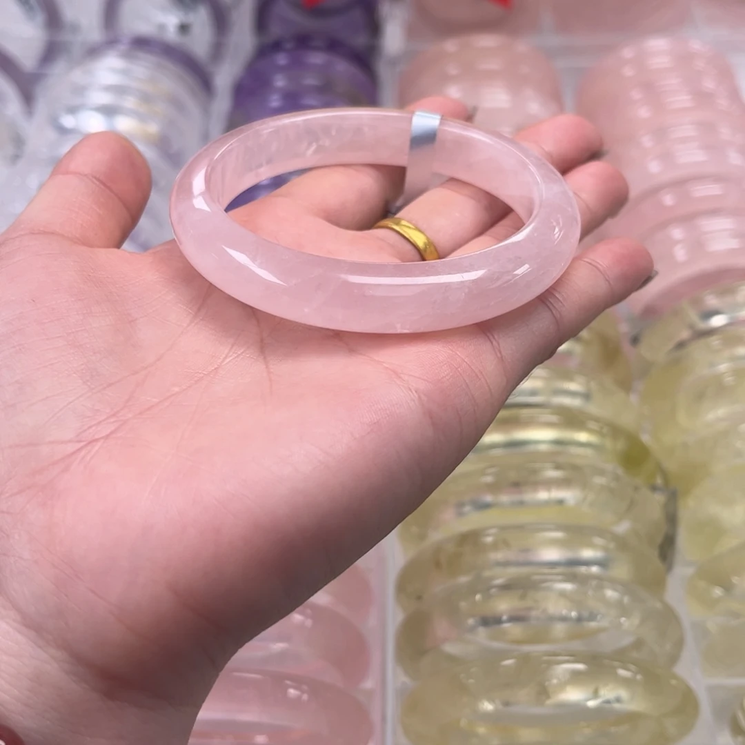 手镯水晶未镶嵌马粉58.9（有包容）