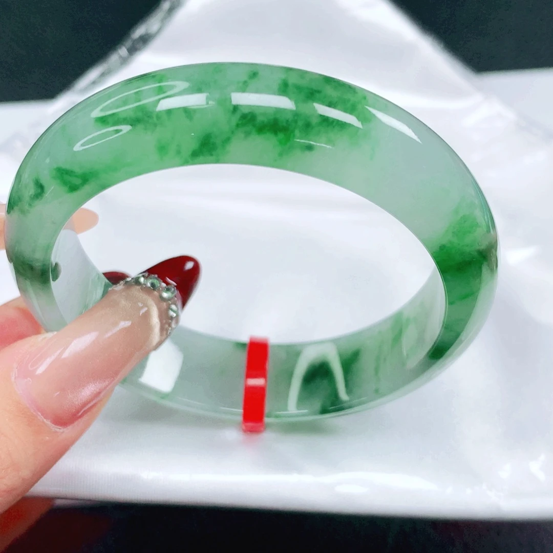 翡翠未镶嵌手镯53