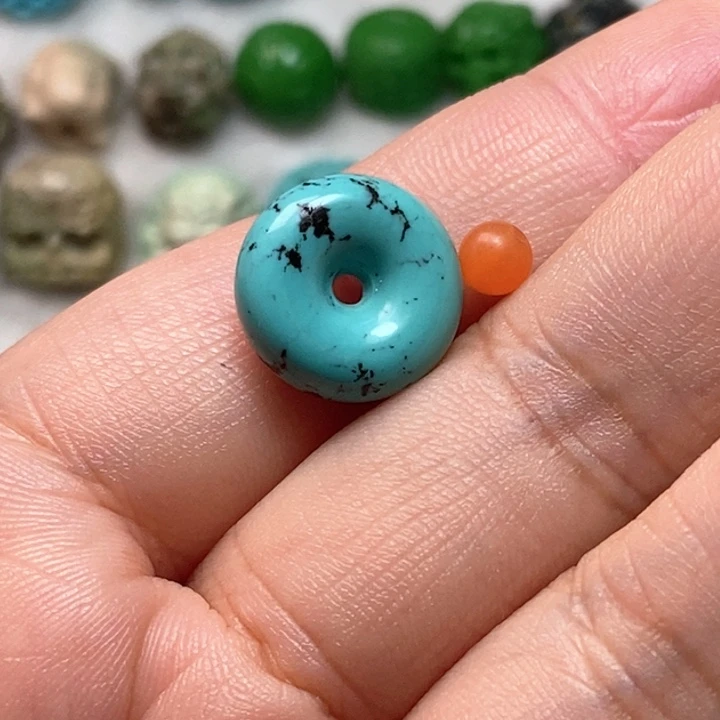 颈饰未镶嵌南红玛瑙
