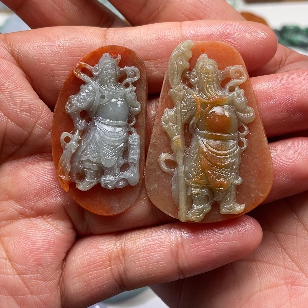 未镶嵌定制翡翠大*吹翡玉缘翡翠