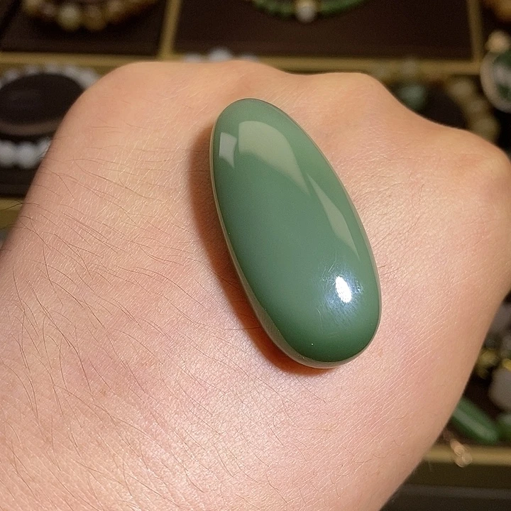 未镶嵌和田玉（碧玉）珠宝半成品