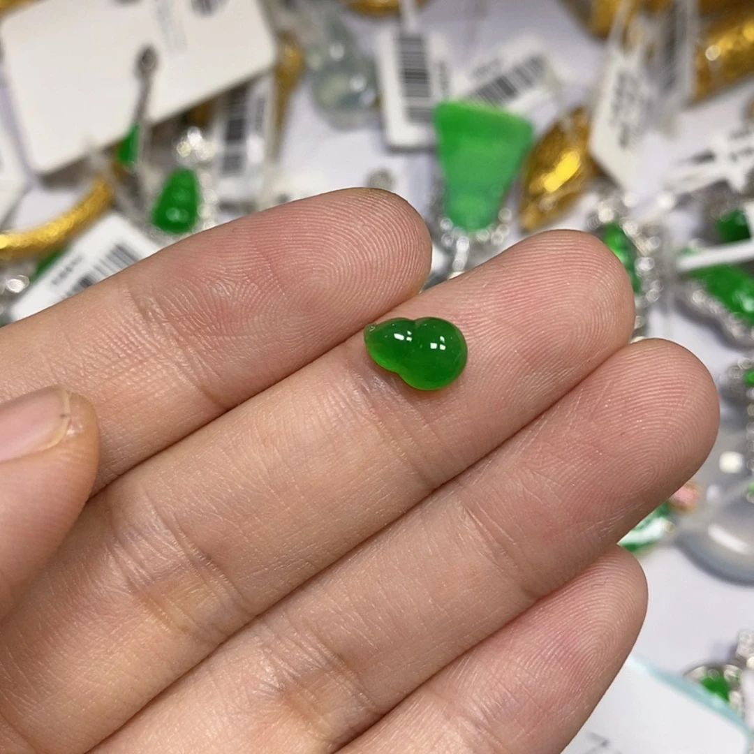 【闪购商品】颈饰未镶嵌翡翠开*吊坠