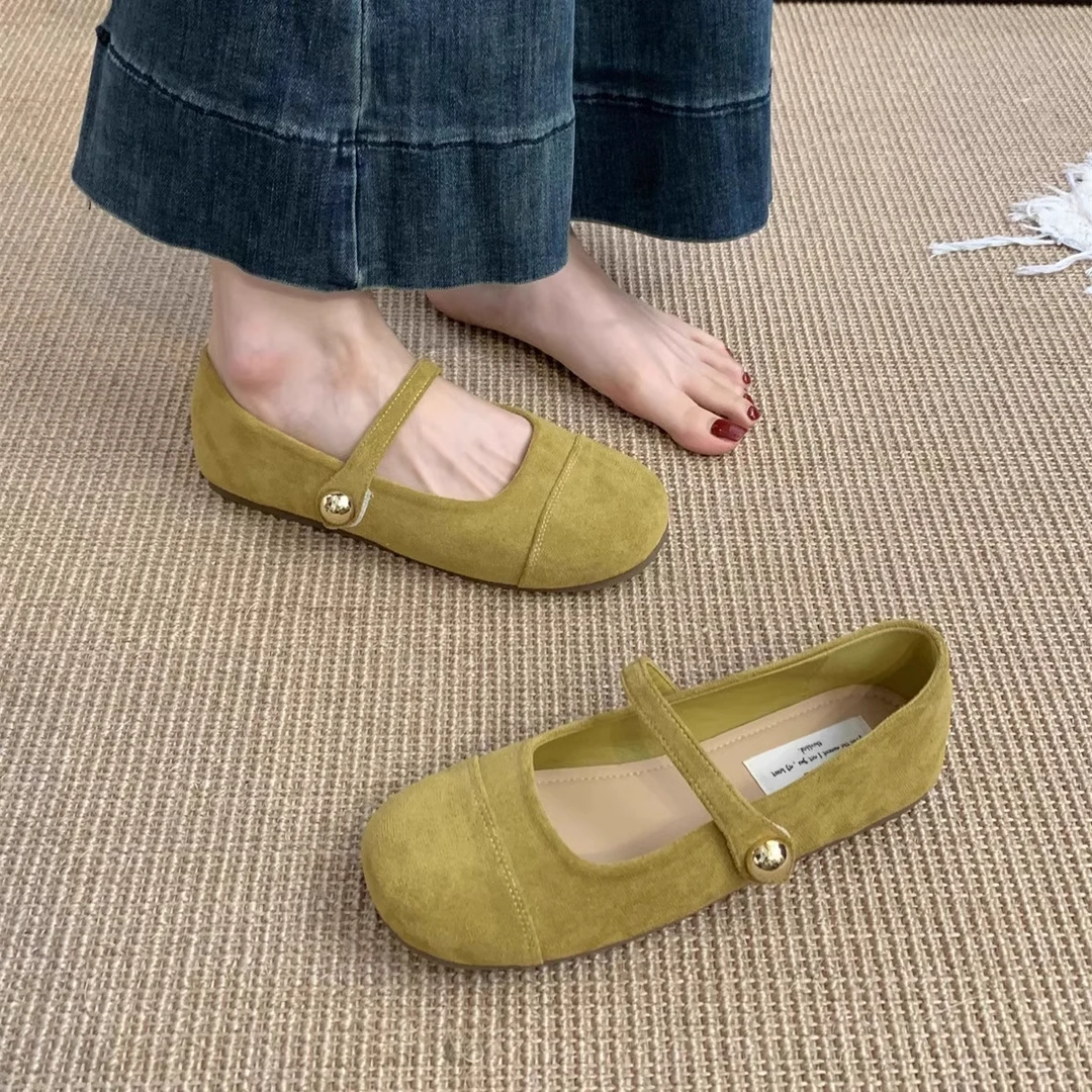 早春单鞋女2025新款法式复古温柔仙女绒面红色玛丽珍鞋平底豆豆鞋