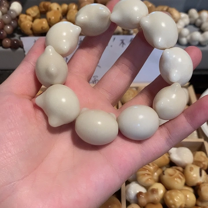 手串菩提根/象牙果象牙果25卡瑕疵 不售后