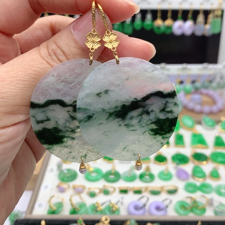 翡翠18K金镶嵌耳饰