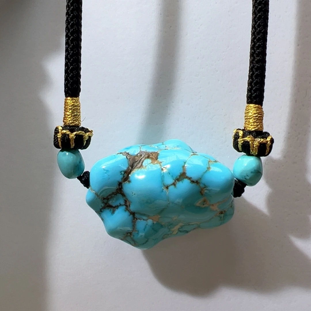 绿松石未镶嵌挂件