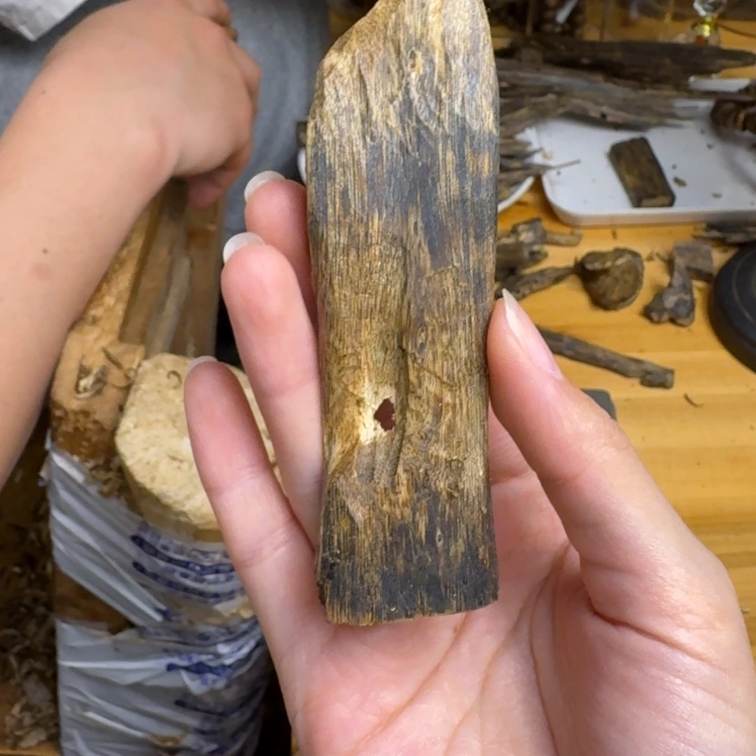 沉香沉香碎屑白棋品种块料14克