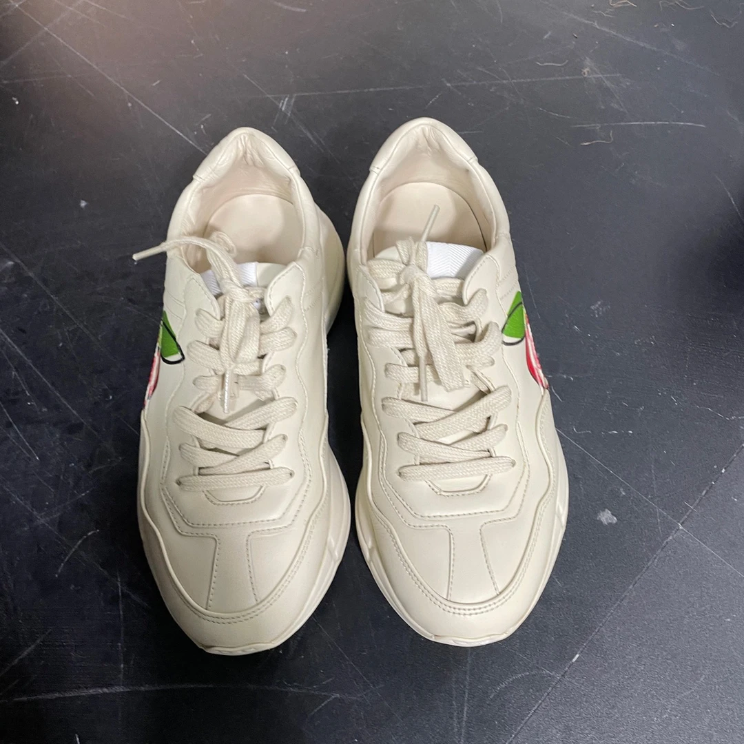 95新 GUCCI/古驰 A8603 Gucci 平底鞋 98新 37.5码