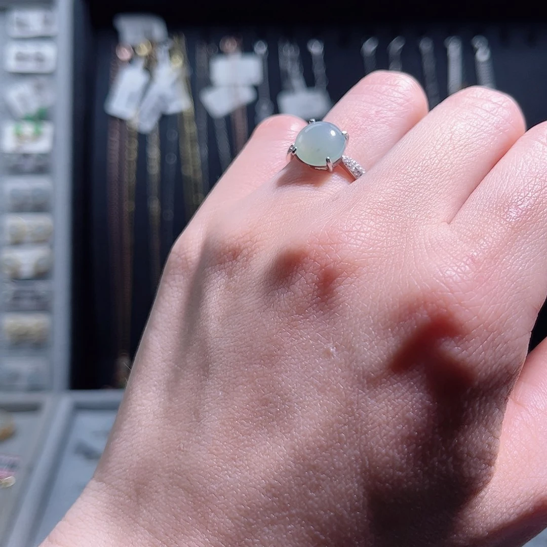 翡翠戒指银S925镶嵌缅甸翡翠