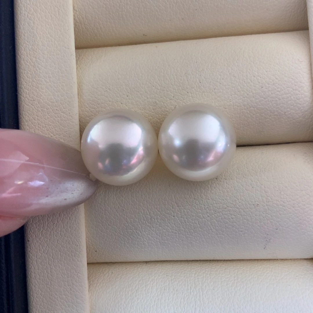 18K金镶嵌耳饰海水珍珠