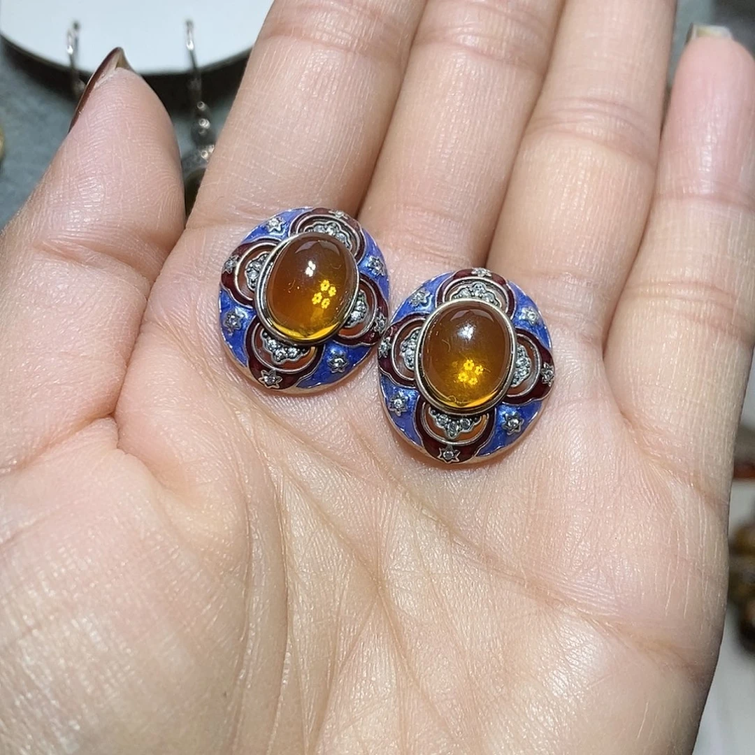 *****琥珀未镶嵌裸石金珀净水银耳钉