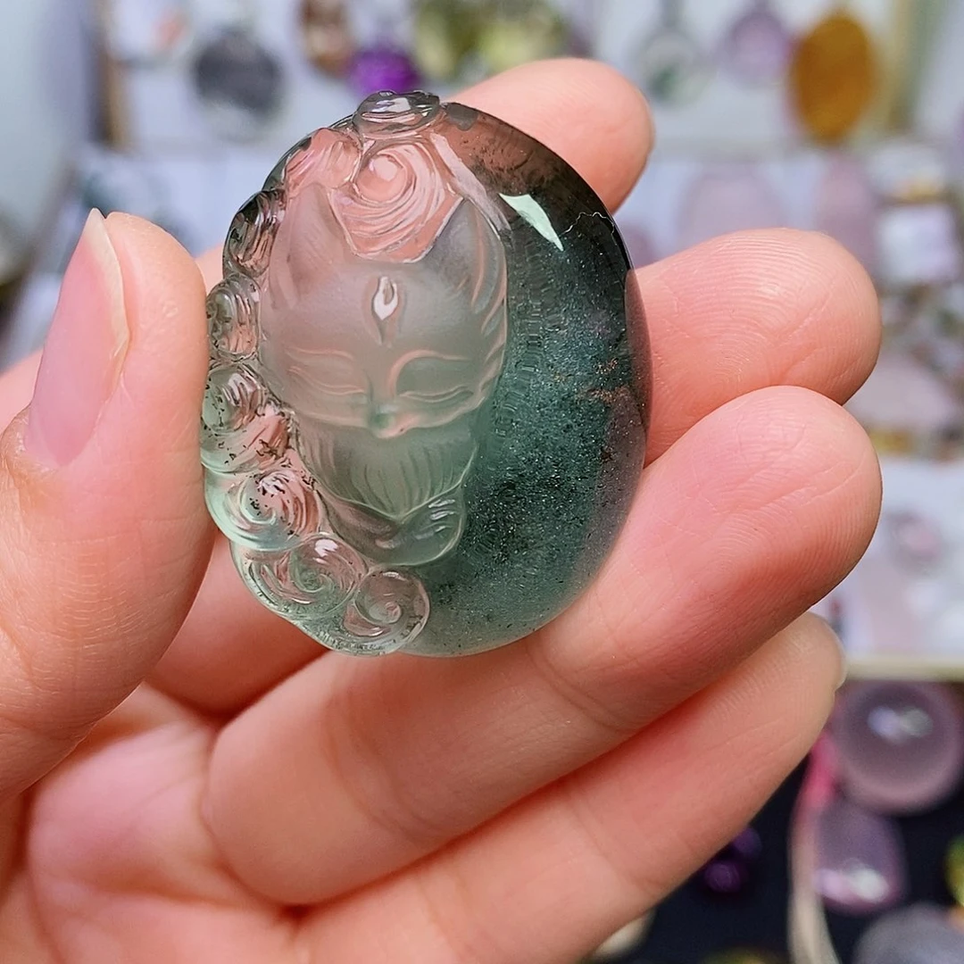 水晶吊坠(赠链)未镶嵌