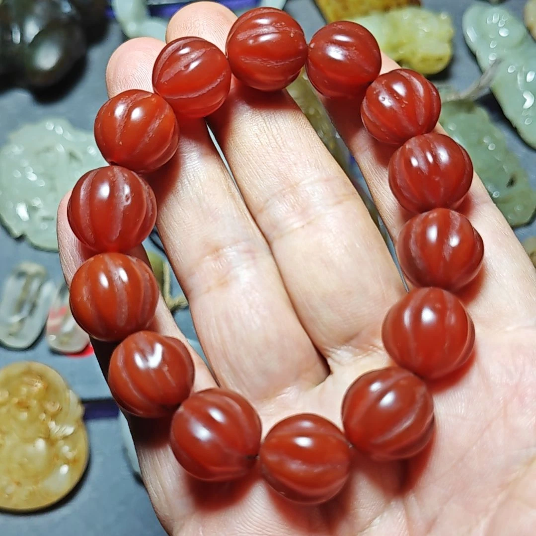 合金颈饰玛瑙/玉髓佛**耀